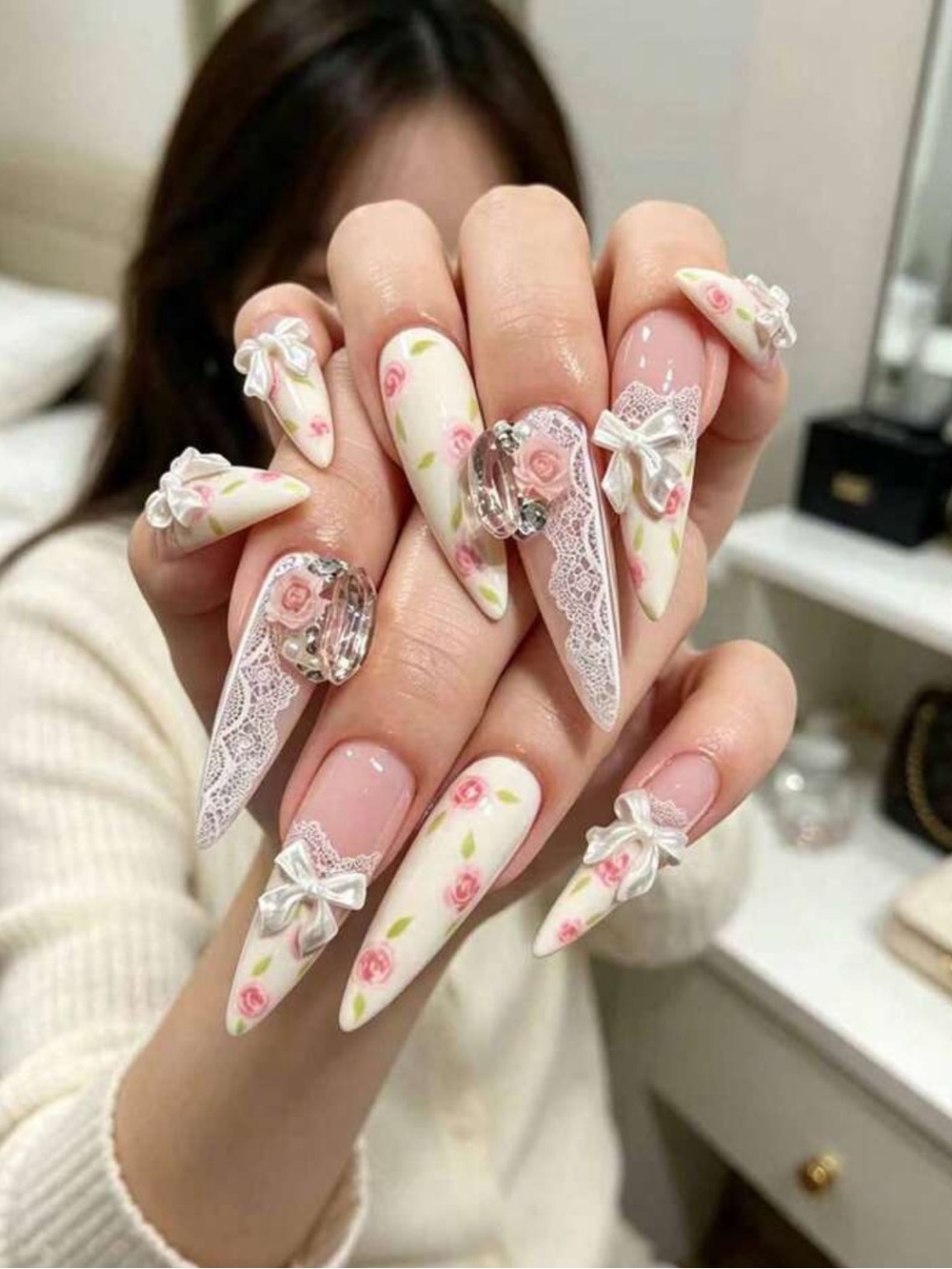 24pc Press On Nail Set from the Nail Bar 💅